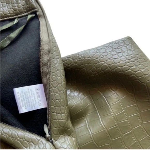 MESHKI Annabelle Olive Green Faux Leather Pants Size XS - Picture 13 of 13